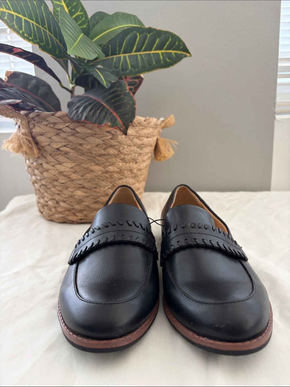 Indigo Black Leather women’s Kiltie Slip-On Loafers